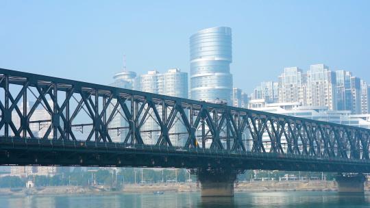 襄阳城市风光城市道路交通汉江大桥