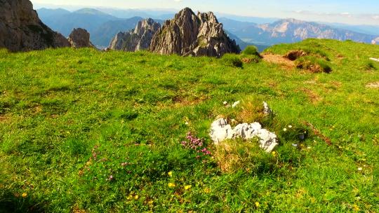 航拍高山景观