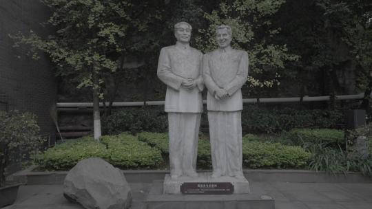 贵州茅台镇中国酒文化铖博物馆复古景观雕像