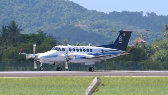 稳定：兰卡威航展马来西亚警察空中国王350