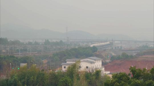 江西上饶高铁动车组运行在铁路上视频素材模板下载