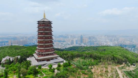 曲靖地标古建筑公园廖廓山靖宁宝塔航拍