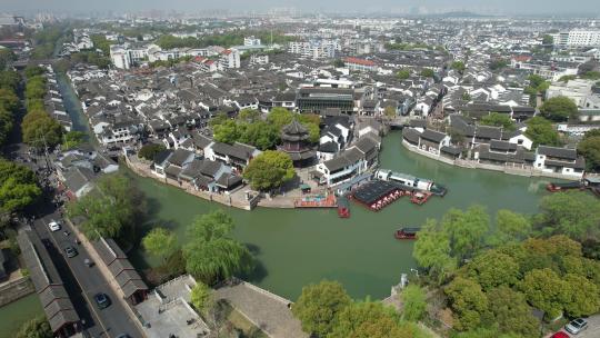 苏州市七里山塘古建筑水乡河流风光