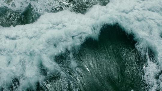 大海超级大风暴海浪无人机航拍