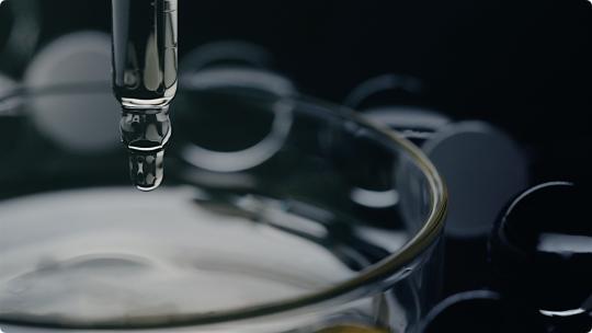 实验器皿 滴水精华液 实验室4k