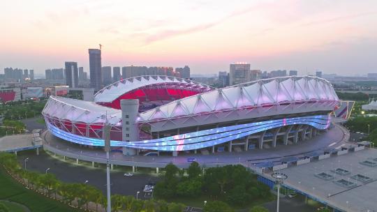武汉体育中心日落环绕镜头