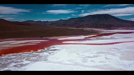 航拍科罗拉达湖天空之镜玻利维亚红湖日出