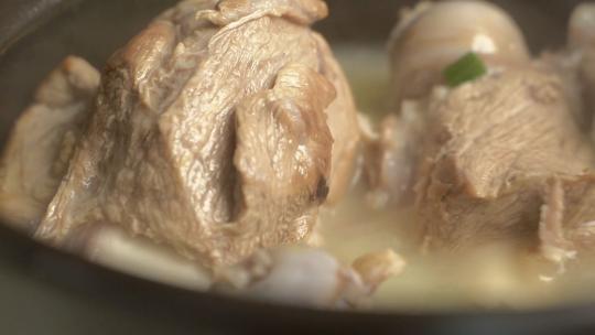 营养美食骨头汤炖肉慢动作视频素材模板下载