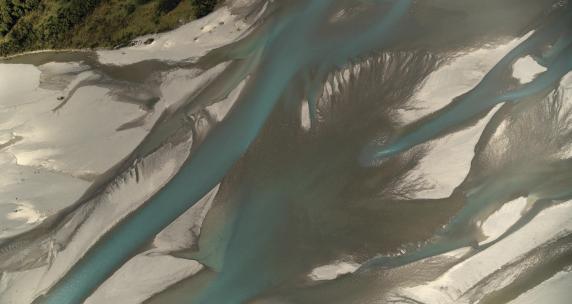 俯拍冰川河 密集河流