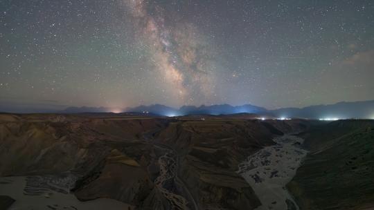 新疆安集海大峡谷星空银河延时风光视频素材模板下载