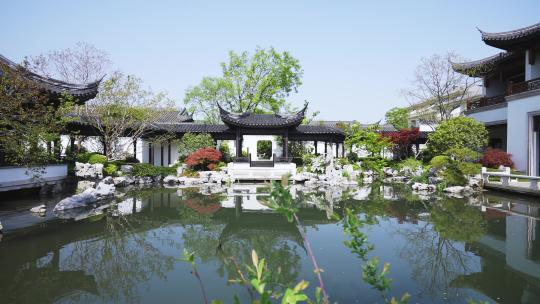 传统中式园林中央花园景观水池凉亭江南水乡