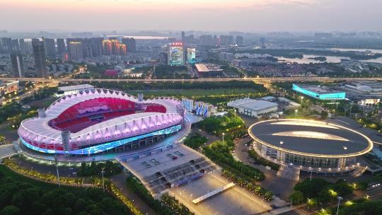 武汉体育中心夜景环绕镜头视频素材模板下载
