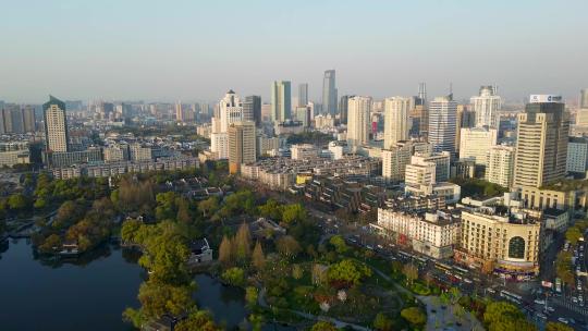 4k 航拍宁波月湖公园城市景观