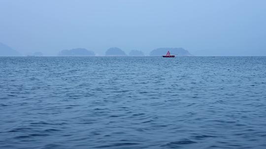 蓝色千岛湖