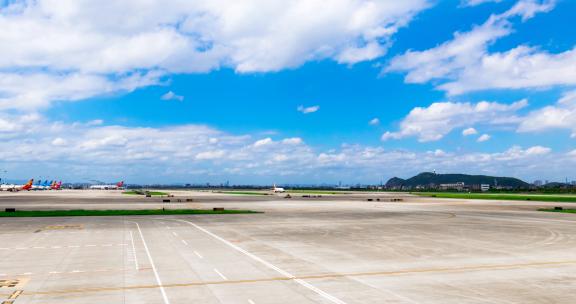 杭州萧山机场飞机落地滑行延时摄影