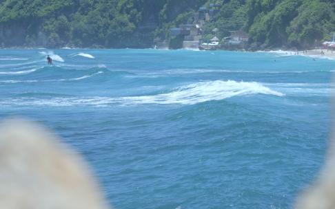 巴厘岛潘多拉海浪翻涌