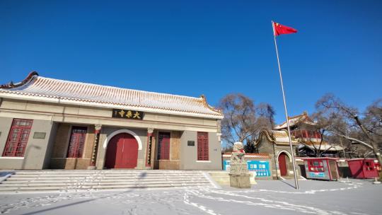 寺庙建筑雪景