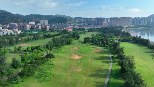 航拍福建漳州港南太武高尔夫球场房地产开发