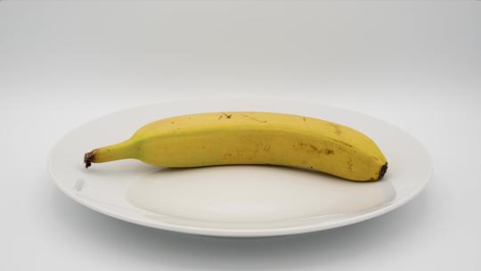 腐烂的香蕉延时视频素材模板下载