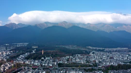 云南大理苍山下的古城城市航拍