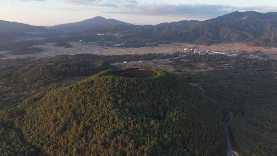 航拍云南腾冲火山