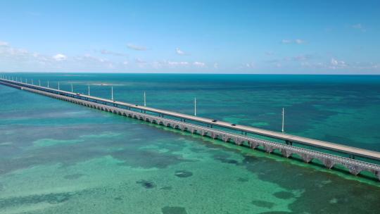 佛罗里达州横跨钥匙的七英里桥——无人驾驶飞机拍摄