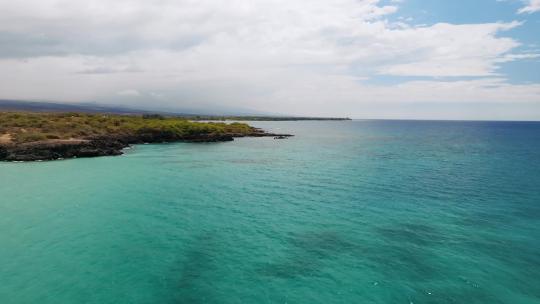 夏威夷大岛哈普纳海滩州立娱乐区宁静的自然。空中无人机拍摄
