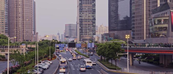 上海浦东马路交通