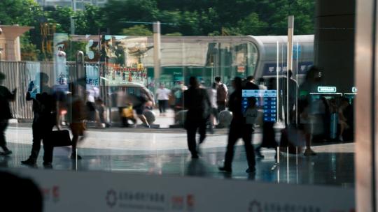 城市人群生活节奏掠影慢门摄影王家卫影像