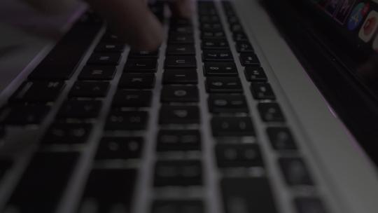 mac电脑敲击键盘打字特写