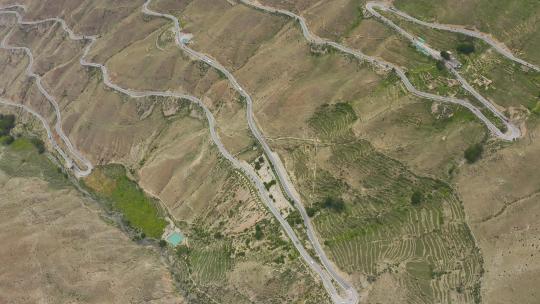 西藏怒江72拐盘旋公路视频素材模板下载