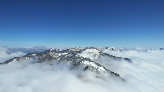 航拍高空云雾云海冬天雪山自然风景