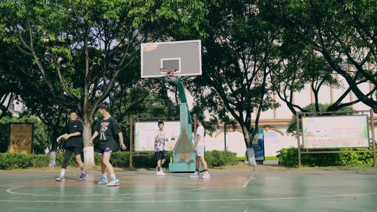 青少年初中生打篮球街头篮球视频素材模板下载