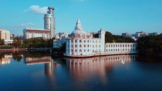 广州流花湖唯美欧式白色建筑航拍高清4K视频