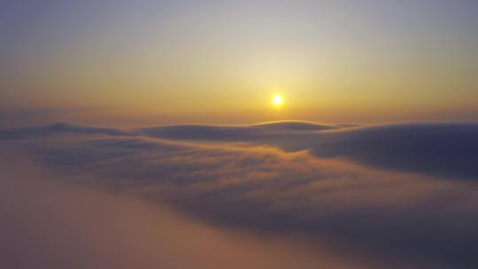 海上平流雾下的大钦岛