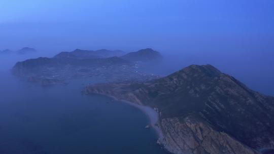云雾缭绕的海岛大钦岛