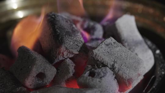 炭火炭炉烤肉炉烤肉木炭火焰