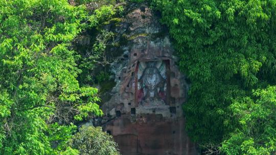 航拍寺庙岩壁佛教雕塑视频素材模板下载