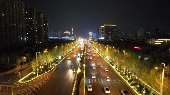 河南郑州夜景交通车辆行驶拥堵交通航拍