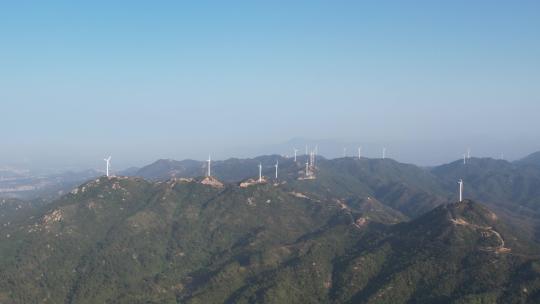 山上的发电风车航拍视频素材模板下载