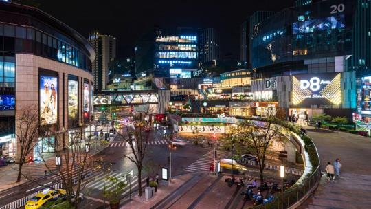 重庆商圈龙湖时代天街夜景延时