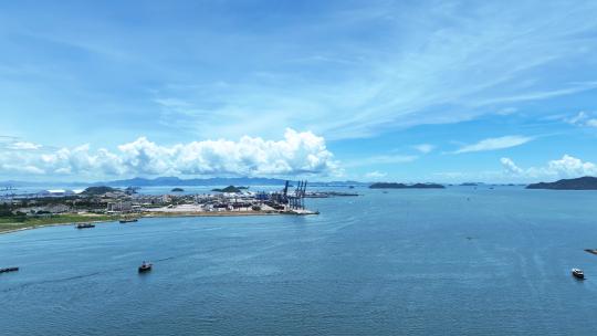 航拍惠州港蓝色海洋物流码头集装箱港口海景