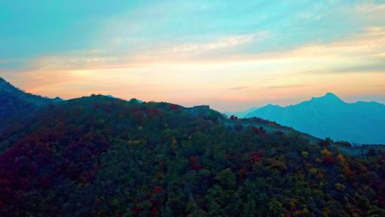 航拍北京慕田峪长城深秋秋季景色