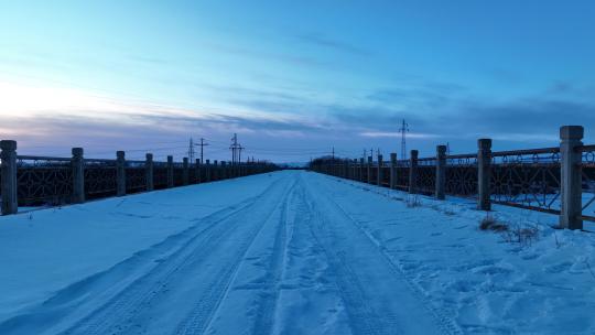 北方冬季冰雪路面桥面