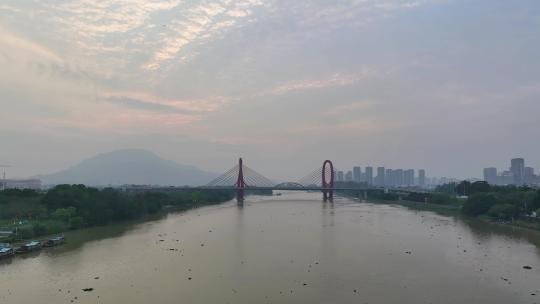 航拍福建漳州九龙江芝山大桥风光