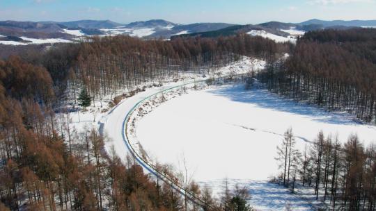 4k航拍雪后的山林