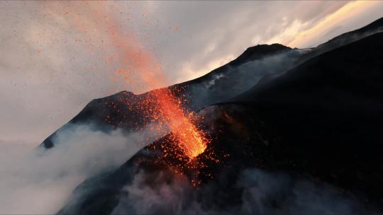 火山喷发·穿越机拍摄素材