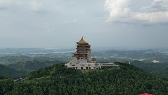 航拍湖北黄石东方山风景区东昌阁