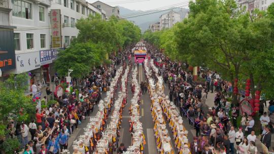 贵州台江苗族姊妹节2023盛装巡游片段4