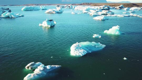 冰川融化气候变暖环境恶化冰川融化视频素材模板下载